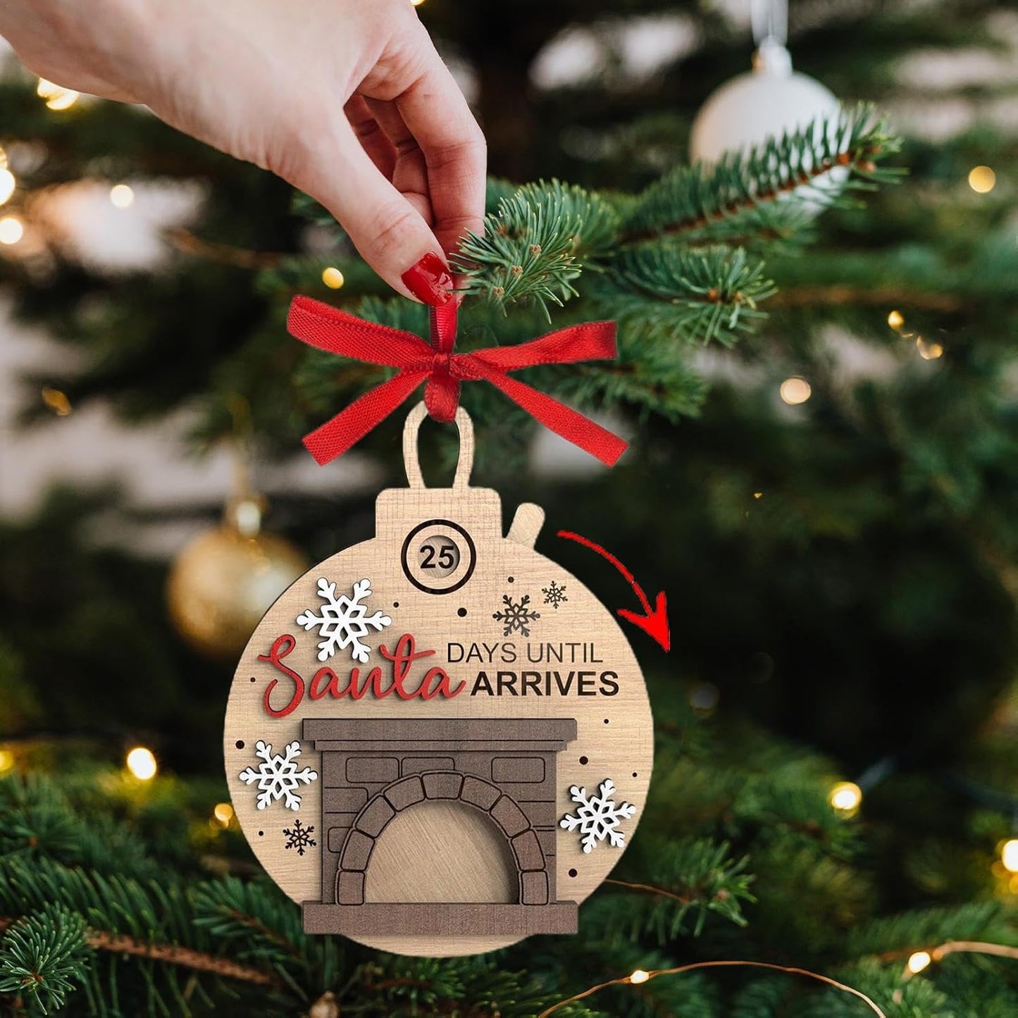 Christmas Countdown Decoration – Small Wooden Fireplace Santa Claus Ornament